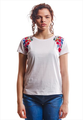 T-SHIRT WHITE WHITH FLOWER EMBROIDERY