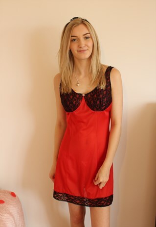 VINTAGE NIGHTDRESS RED BLACK FLORAL LACE BRIDAL SLIP DRESS