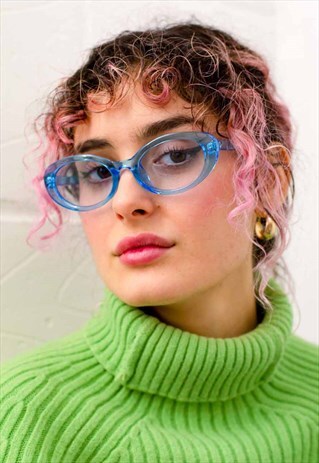 CLASSIC OVAL SUNGLASSES IN BLUE