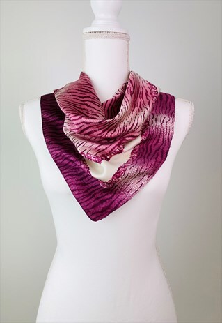 VINTAGE TIGER FLOWER PRINT SCARF