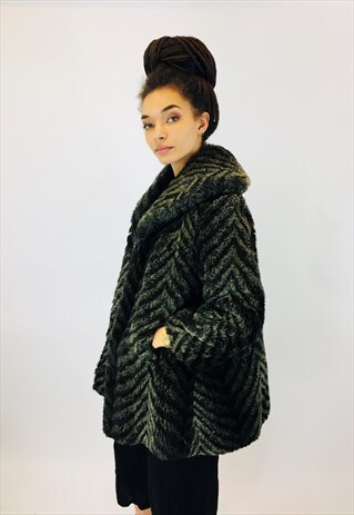 VINTAGE 80S FAUX FUR COAT