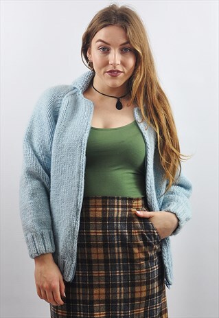 VINTAGE CHUNKY ICE BLUE GRANNY KNIT CARDIGAN