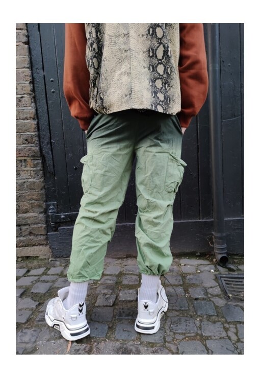 garment image