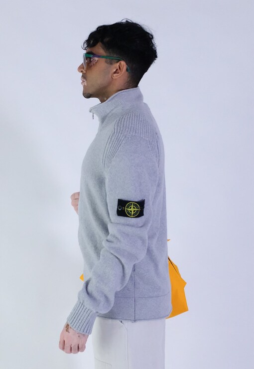 garment image
