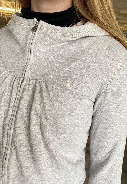 garment image