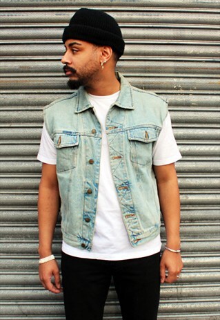 SLEEVLESS DENIM JACKET