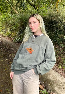 Vintage 90s Banff Canada Sweatshirt size Medium in Green