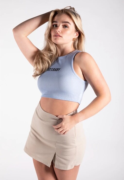 garment image