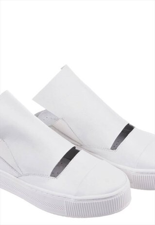 LEATHER FLATS/ PLATFORM SANDALS