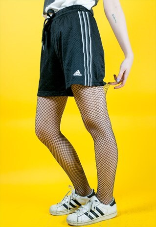 VINTAGE BLACK SPORTS FESTIVAL SHORTS