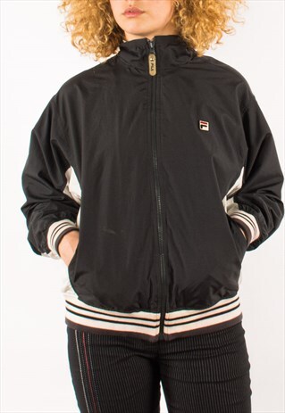 VINTAGE 90S RED WHITE CHAMPION WINDBREAKER JACKET