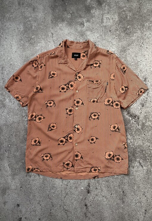 garment image