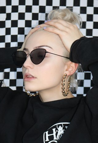 BLACK TINTED Y2K SUNGLASSES