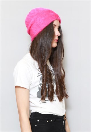 VINTAGE STYLE SOFT PINK WOOL BEANIE