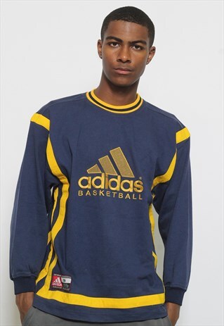 VINTAGE ADIDAS BASKETBALL SWEATSHIRT