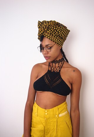 BLACK CROCHET CROP TOP