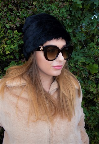 STUNNING BLACK VINTAGE FAUX FUR