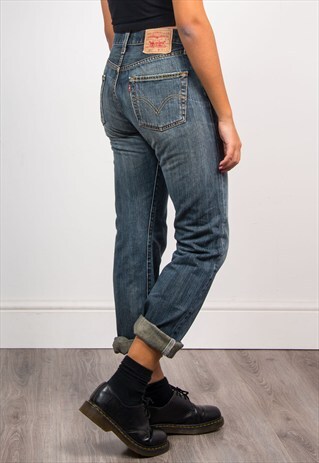 VINTAGE 90'S BLUE DENIM LEVI'S 501 MOM JEANS