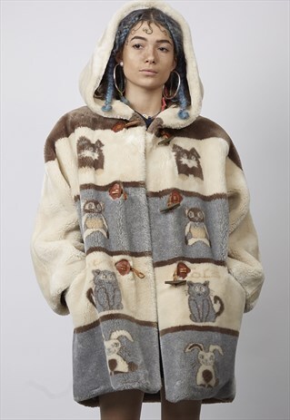 VINTAGE SUPER OVERSIZED 90'S ANIMAL HOODED FUR COAT