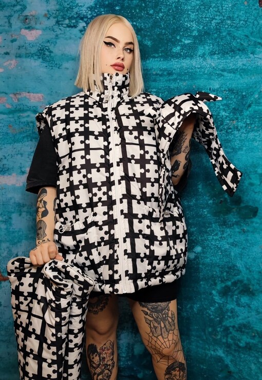 garment image