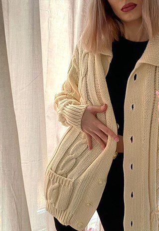 VINTAGE COSY SOFT WHITE BEIGE KITSCH KNITWEAR Y2K CARDIGAN