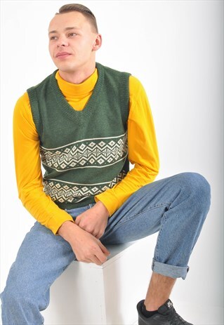 VINTAGE KNITWEAR VEST IN GREEN