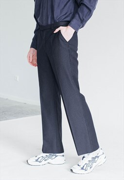Vintage 90s Straight Fit Pinstripe Pleated Men Trousers W35