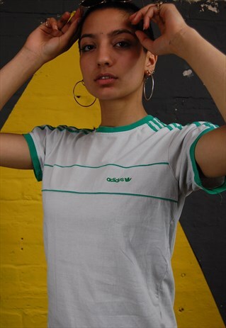 80S ADIDAS WHITE T-SHIRT WITH GREEN STRIPE