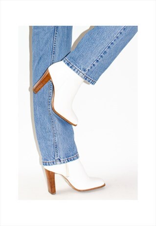 VINTAGE 90'S FAITH WHITE LEATHER BLOCK HEEL BOOTS