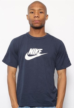 VINTAGE NIKE BIG LOGO T-SHIRT NAVY BLUE