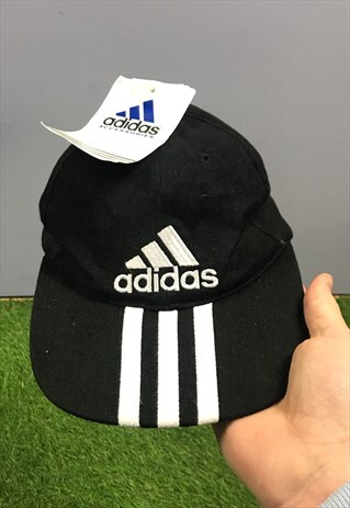 VINTAGE ADIDAS 3 STRIPE BASEBALL CAP HAT IN BLACK WITH EMBRO