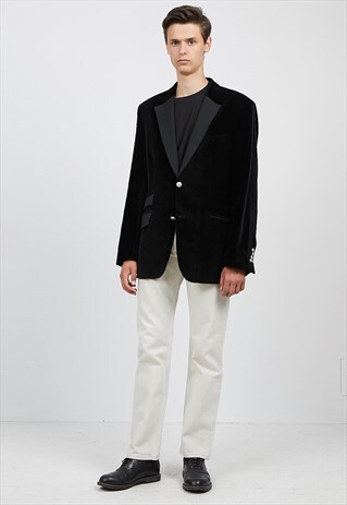 VINTAGE BLACK VELVET BLAZER JACKET