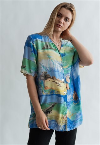 VINTAGE 80S FUNKY HAWAII SHIRT IN V-NECK