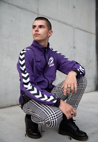 VINTAGE HUMMEL SHELL JACKET WITH SIDE TAPING . UNISEX