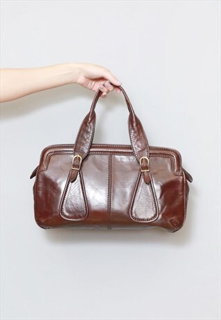 VINTAGE 1970'S CHOCOLATE BROWN GOLD BUCKLE HANDBAG