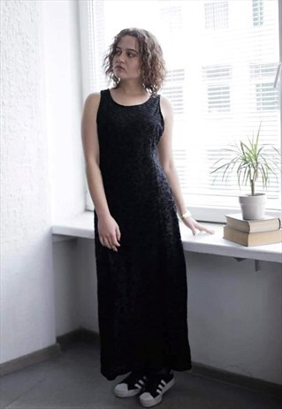VINTAGE 80'S MAXI BLACK VELVET FLOWER PRINT SLEEVELESS DRESS