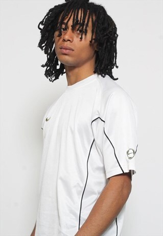 VINTAGE NIKE SPORTS T-SHIRT WHITE