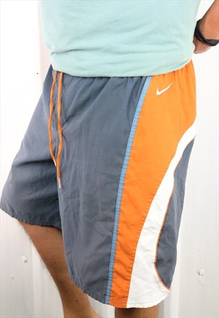 VINTAGE NIKE SPORT SHORTS