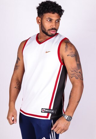 VINTAGE NIKE SLEEVELESS T-SHIRT T930