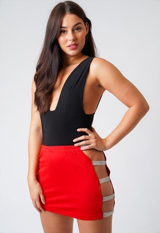 HANNAH RED DIAMOND LACE CUT OUT MINI SKIRT