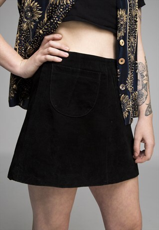 VINTAGE BLACK SUEDE MINI SKIRT