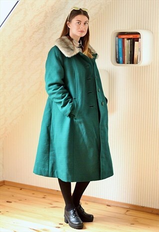 GREEN VINTAGE COAT