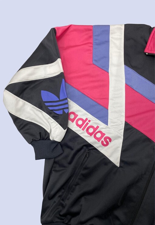 garment image