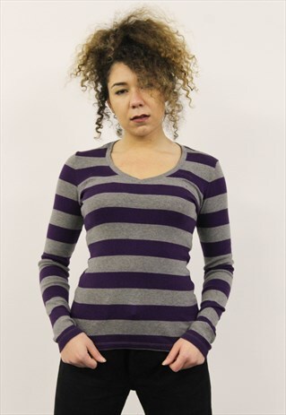 VINTAGE 1990S PURPLE AND GREY TOMMY HILFIGER T-SHIRT