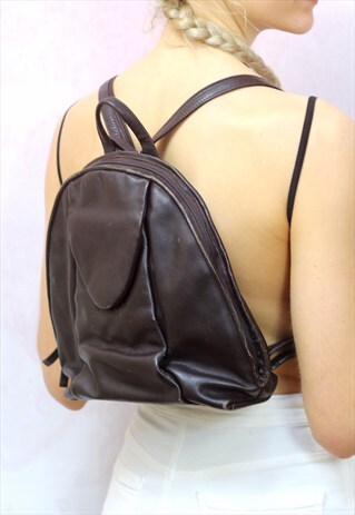 1990S VINTAGE DARK BROWN REAL SOFT LEATHER BACKPACK