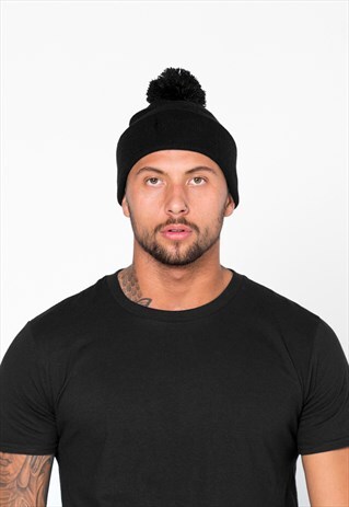 ESSENTIAL BOBBLE POM POM CUFFED BEANIE HAT - BLACK