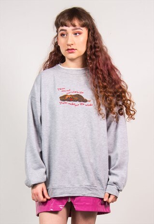 VINTAGE 90'S LIGHT GREY DOG EMBROIDERED CUTE SWEATSHIRT