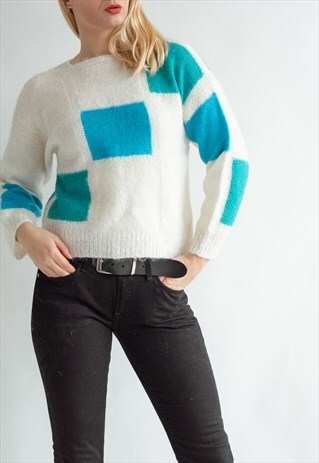 VINTAGE 80S CHIC WOOL JUMPER IN ABSTRACT PATTERN