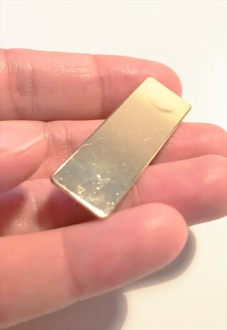 GOLD GEO SHAPE BROOCH