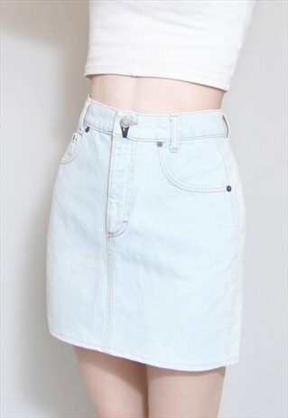 VINTAGE 1990'S CUTE LIGHT WASH DENIM MINI SKIRT
